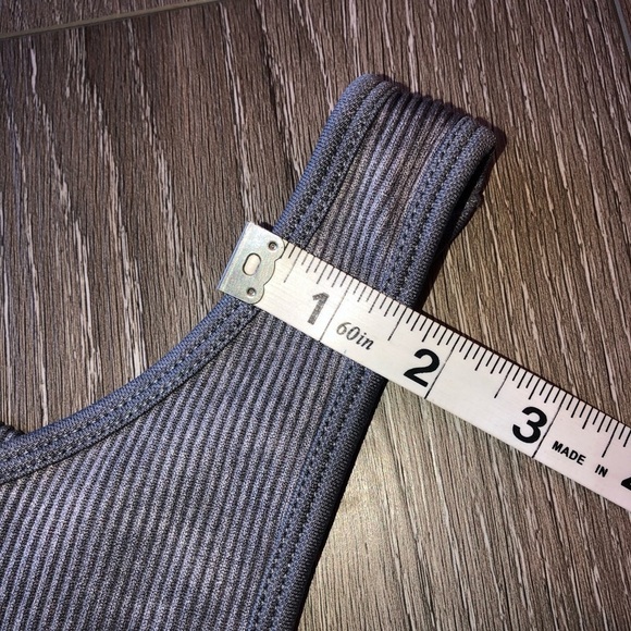 Harmony and Balance Grey Ribbed Sports Bra Size Small - Picture 5 of 10